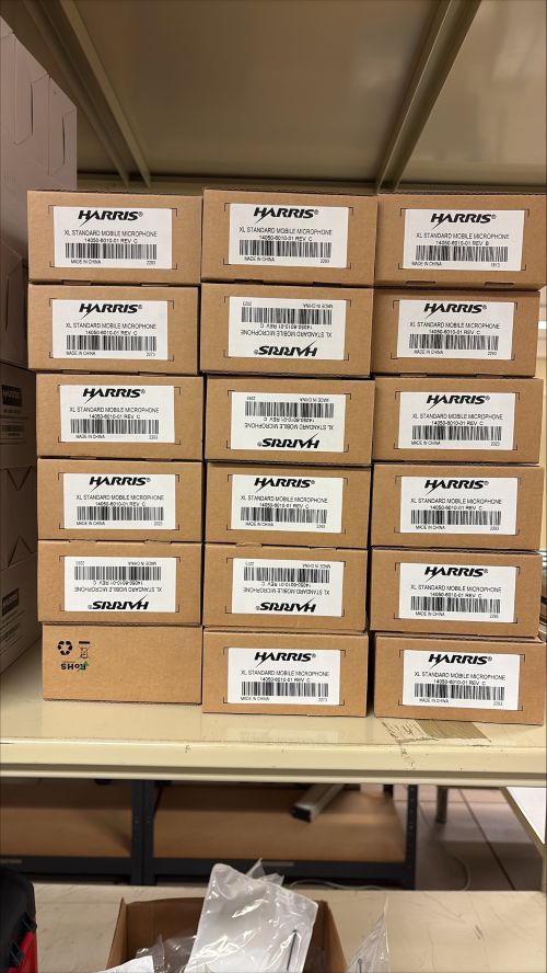 Lot of Thirty-One (31) XL Standard Mobile Microphone - Image 3